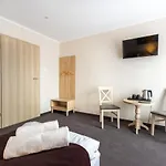 Astoria Fly Modlin Airport 4*