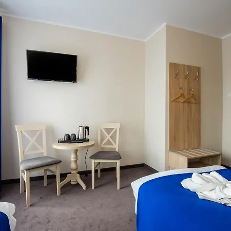 Apartmanhotel Astoria Fly Modlin Airport Pomiechówek