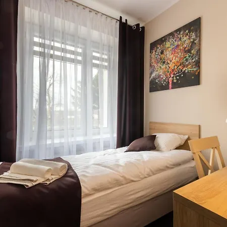 Samoobslugowy Astoria Fly Modlin Airport 4* Pomiechówek