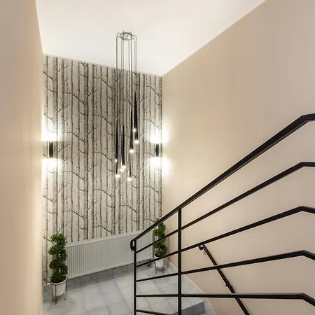 Astoria Fly Modlin Airport Pomiechówek