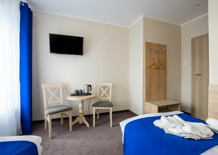 Апарт-отель Astoria Fly Modlin Airport Pomiechowek