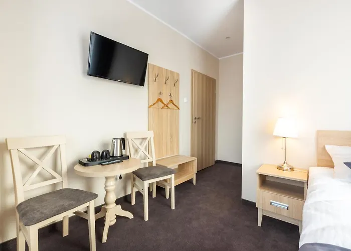 Astoria Fly Modlin Airport 4* Pomiechowek